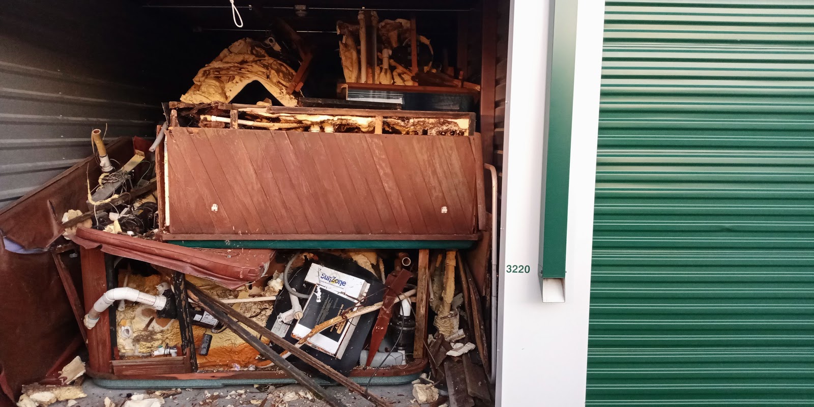 DC Hauling & Junk Removal team in Machesney Park