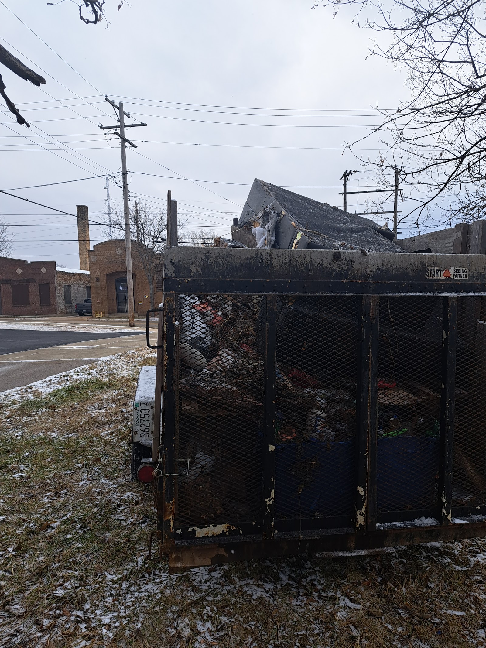 Appliance removal service in Machesney Park by DC Hauling